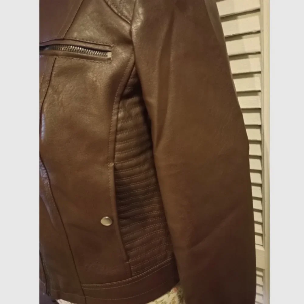 New with Tags Fahsyee Women's Zip-Up Faux Leather Jacket, Size M, Coffee Brown - Picture 3 of 13